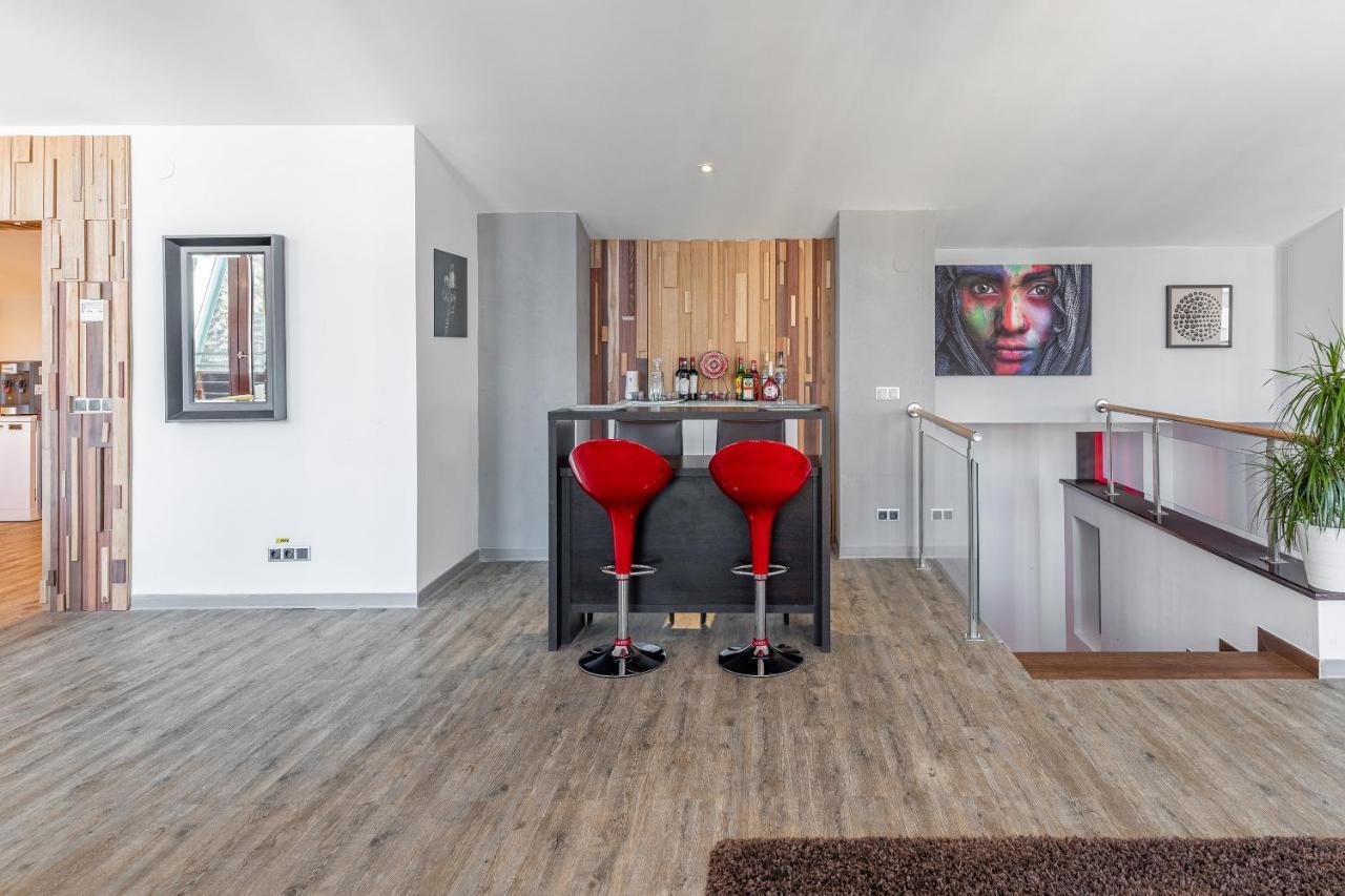 A50 Cape Town Penthouse - Silver Mountain โปยานาบราซอฟ ภายนอก รูปภาพ